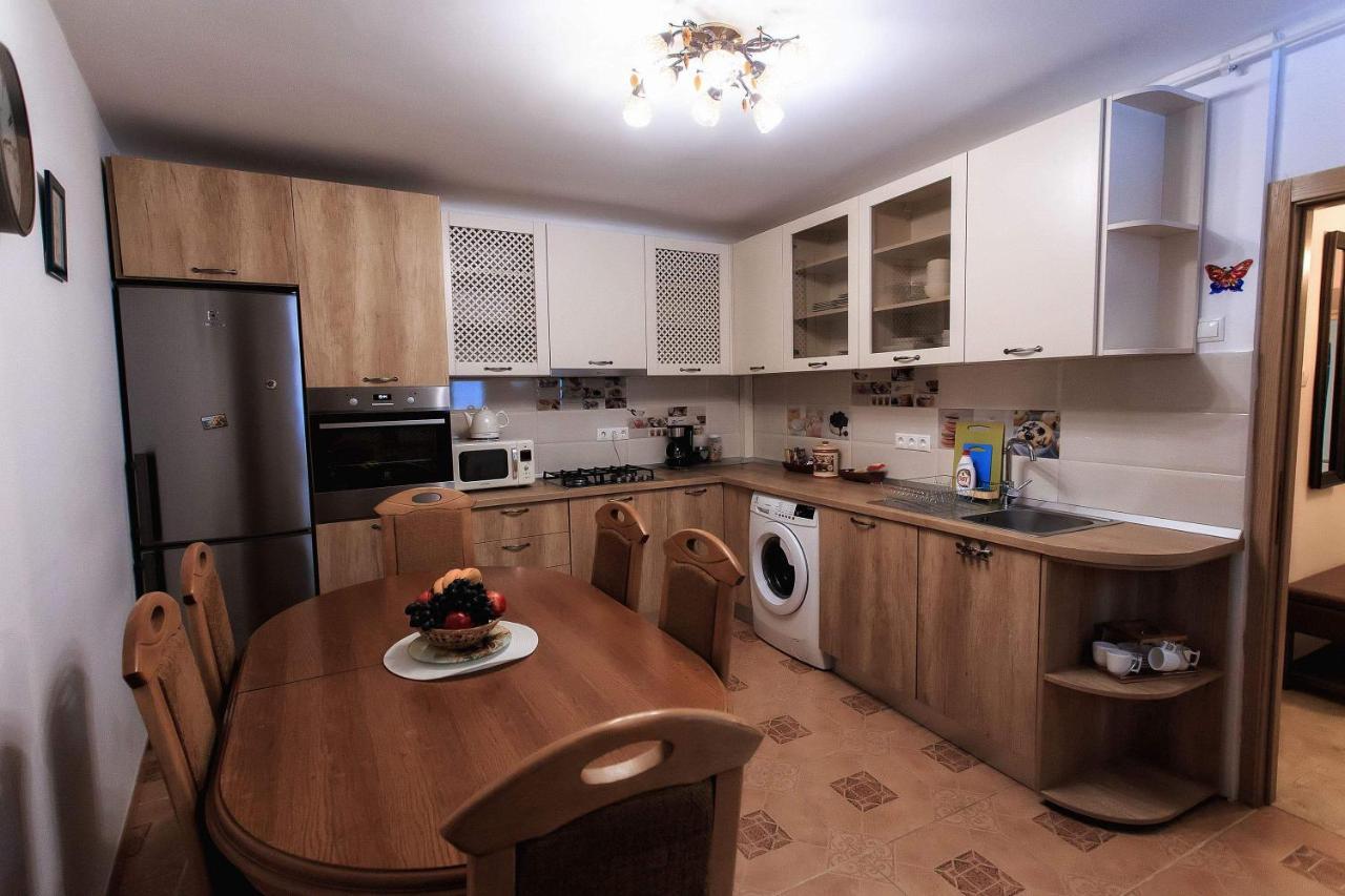 Brasov Centrul Vechi - 67Sqm - 2Min To Counsel Square Apartment Exterior photo