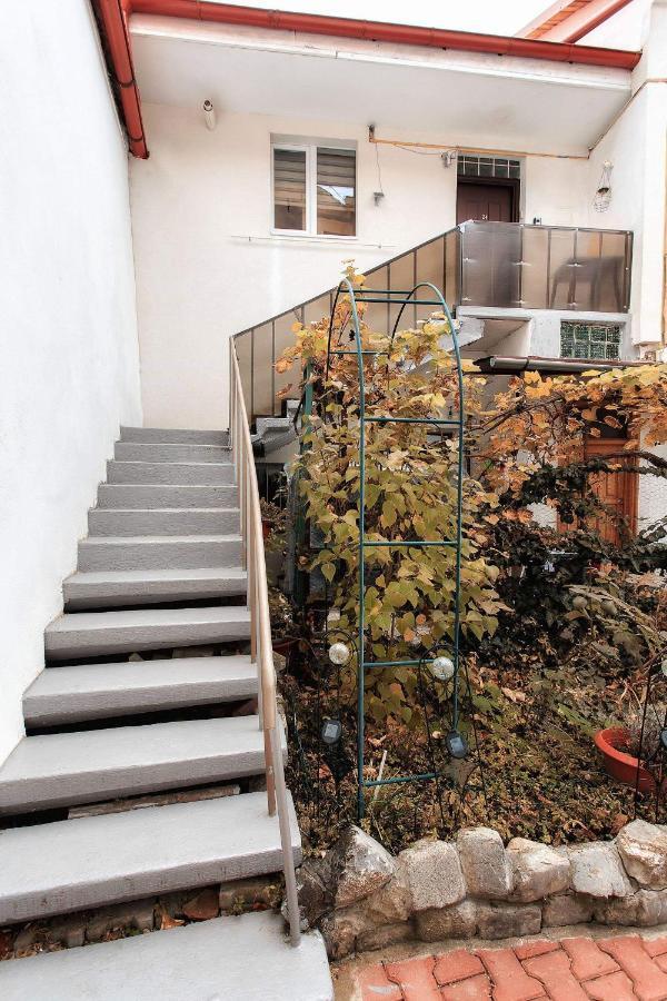Brasov Centrul Vechi - 67Sqm - 2Min To Counsel Square Apartment Exterior photo