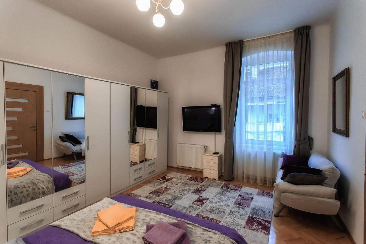 Brasov Centrul Vechi - 67Sqm - 2Min To Counsel Square Apartment Exterior photo